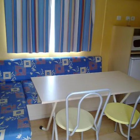 Natur Camping Bungalow T2 帕塔亚什