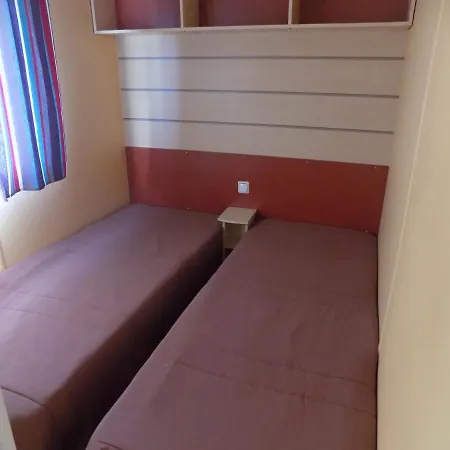 度假居 Natur Camping Bungalow T2 帕塔亚什